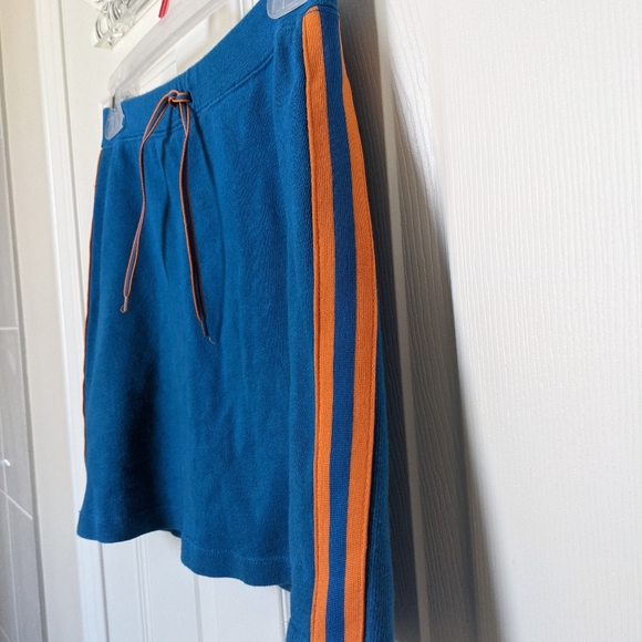 GAP Skort - Picture 3 of 5